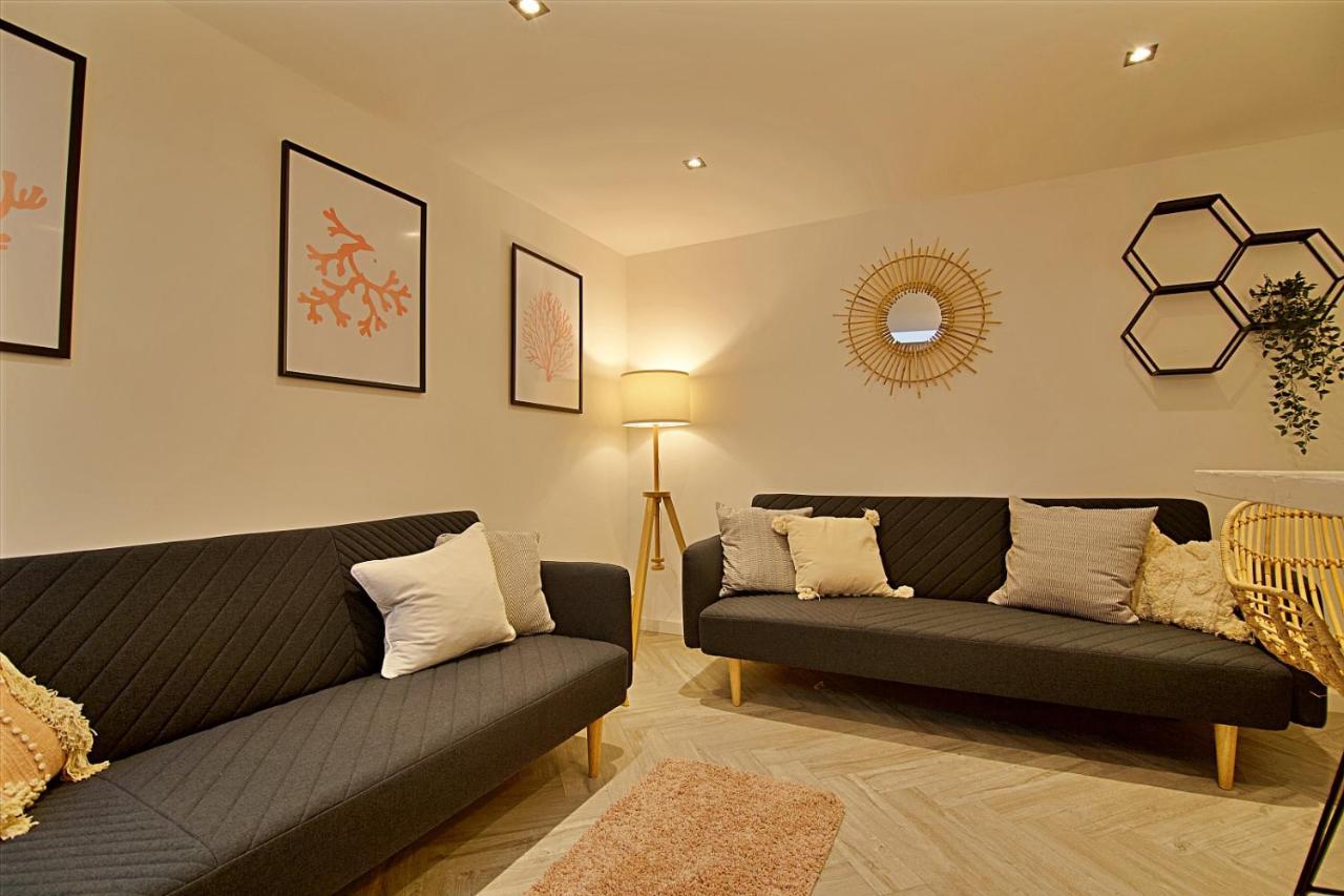Scotforth Road- Boutique Rooms In Lancaster City Townhouse Exterior photo
